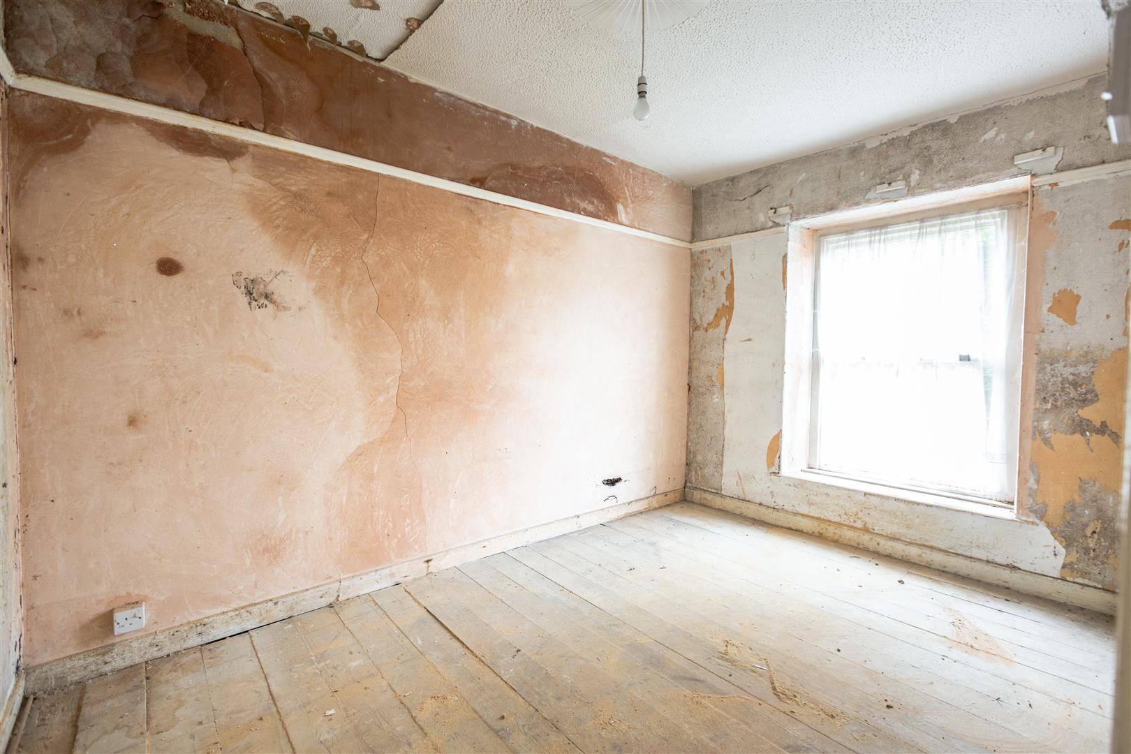 Vicarage Road, Morriston, Swansea, SA6 6DH